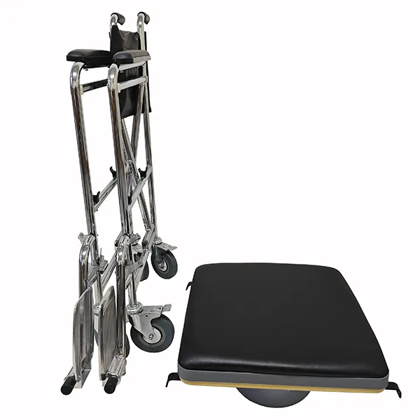 Chaise WC mobile pliante avec roues et freins de sécurité