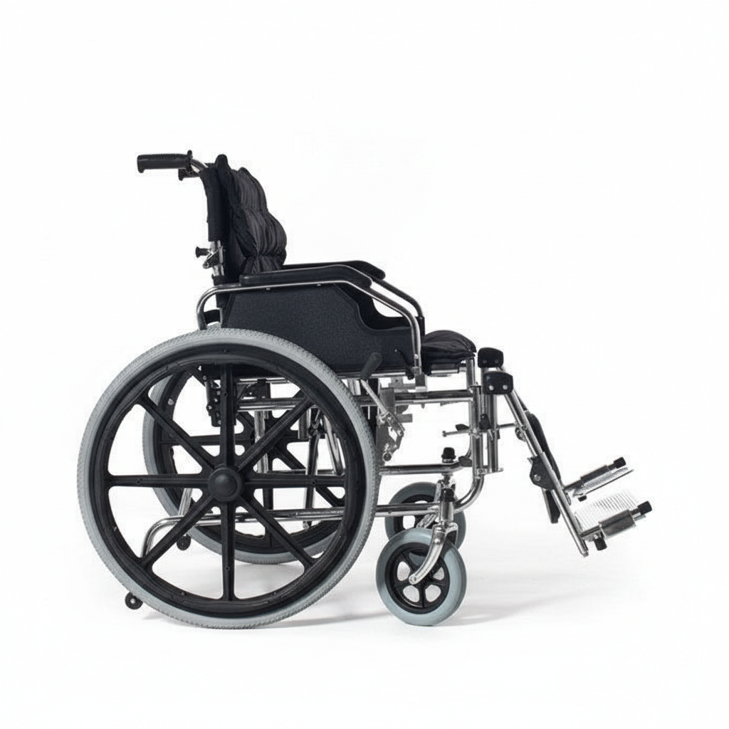 Fauteuil roulant pour obèse avec assise large et freins